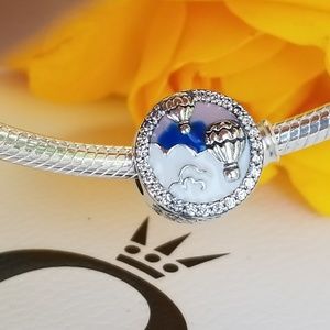 Pandora Travel charm